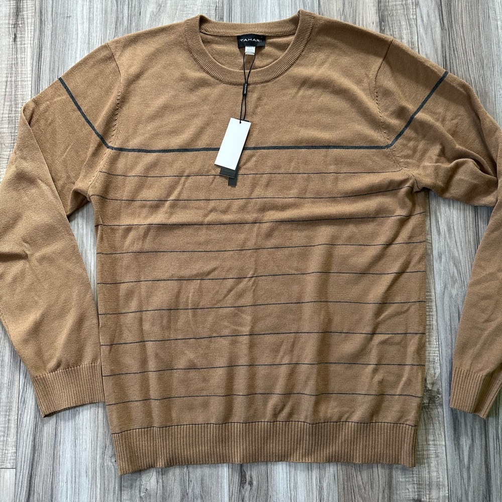 NWT Tahari Men’s Striped Crewneck Knit Sweater in Brown Size Large